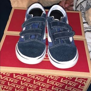Vans old school sneaker (toddler size 10)